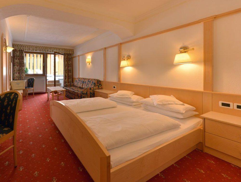 Hotel Diamant San Cassiano  Eksteriør billede