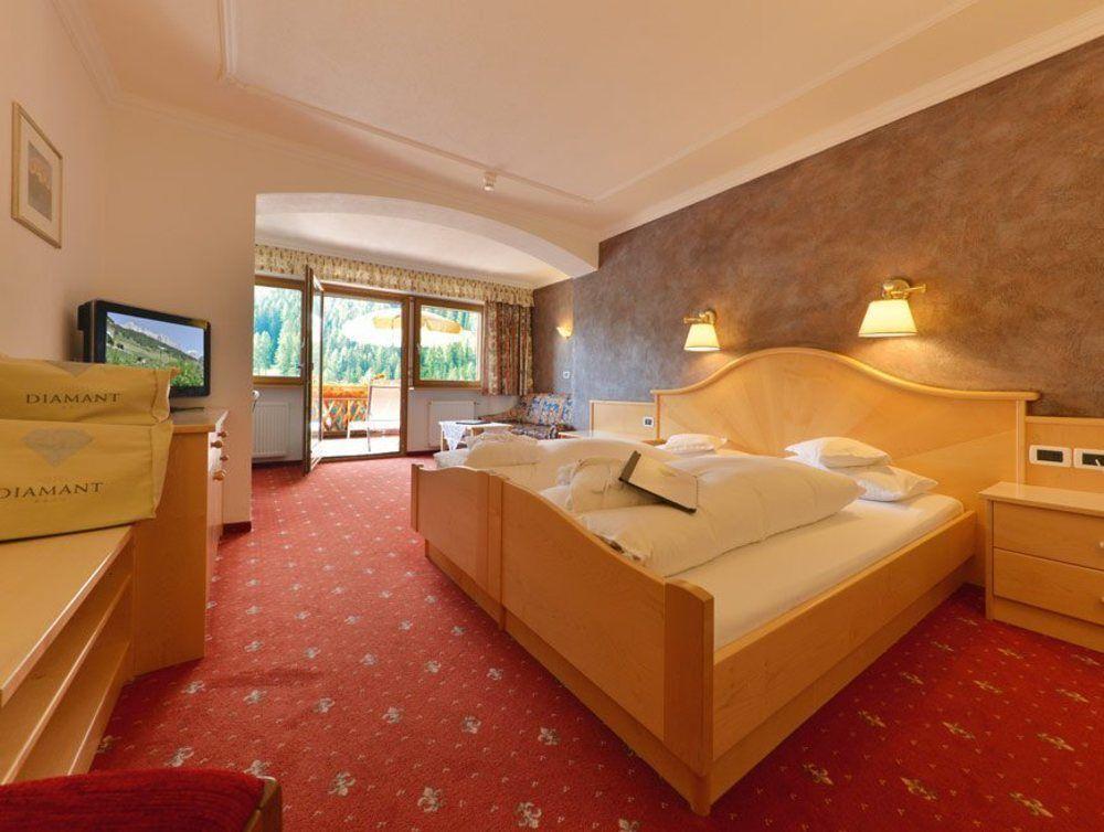 Hotel Diamant San Cassiano  Eksteriør billede